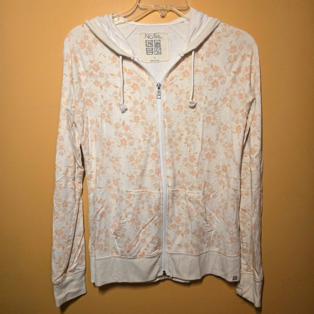 Nollie Floral Zippered Hoodie PTP=16.75"
